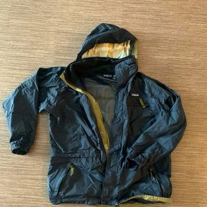 Patagonia Rain Jacket (Women’s L)